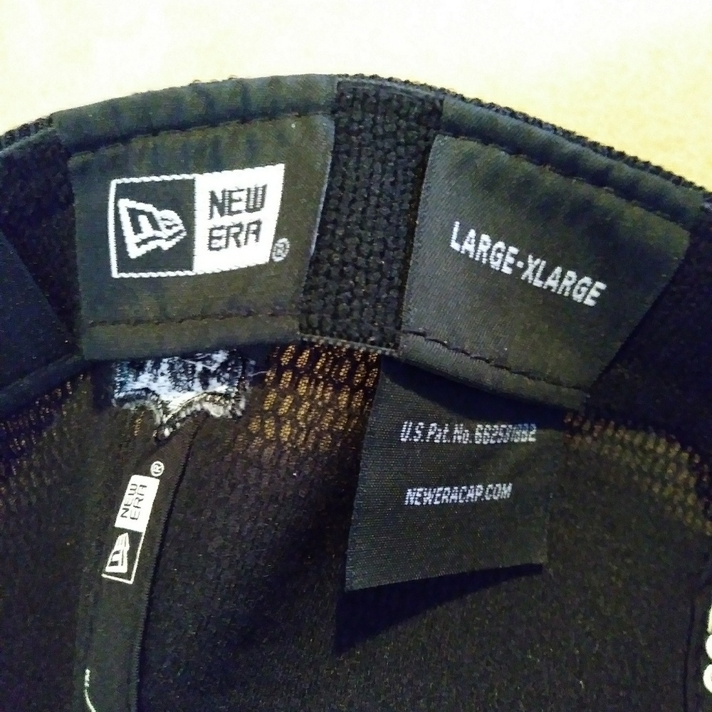 Eagles hat - Picture 3 of 3